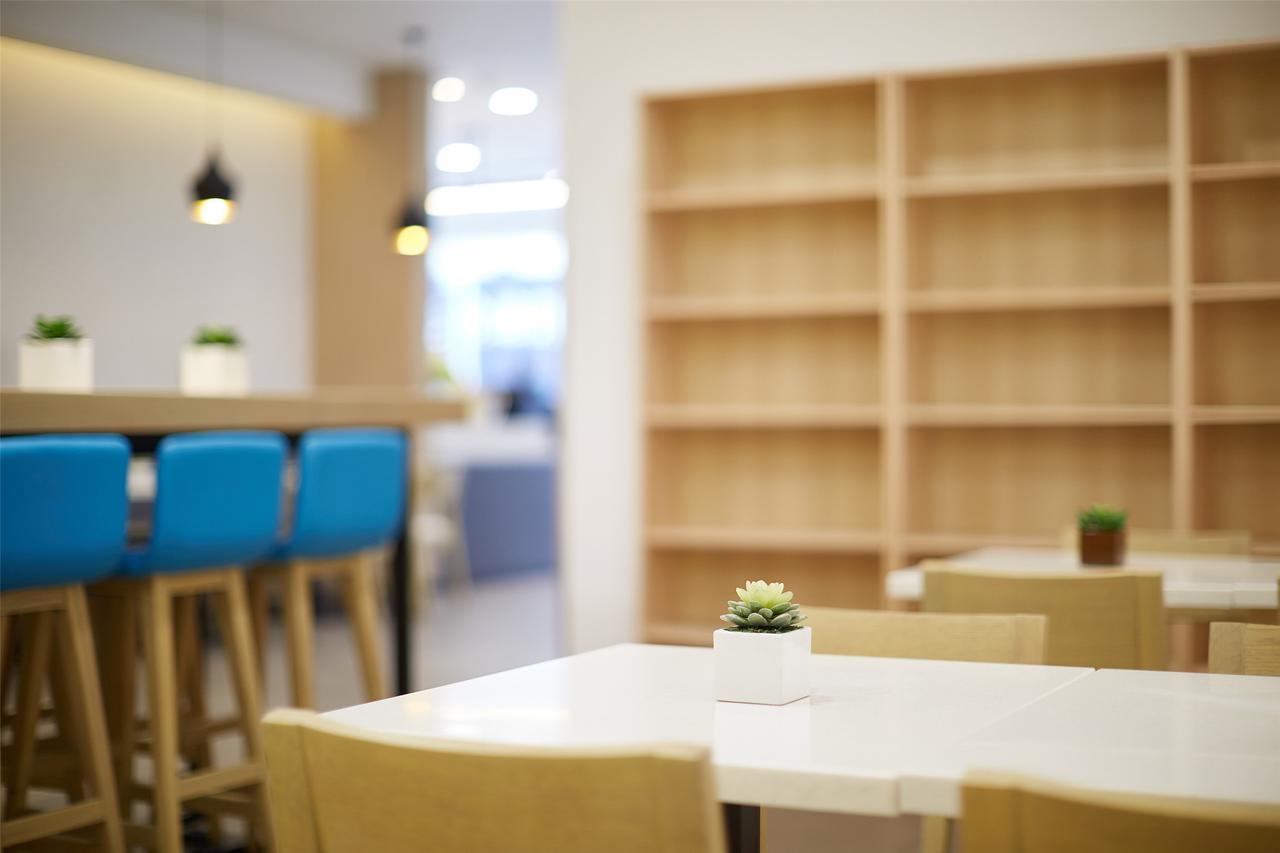 Hanting Express Shanghai Jiazhan Road Exterior photo